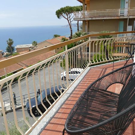 Apartment Belle Vue By Interhome Santo Stefano al Mare Exterior foto